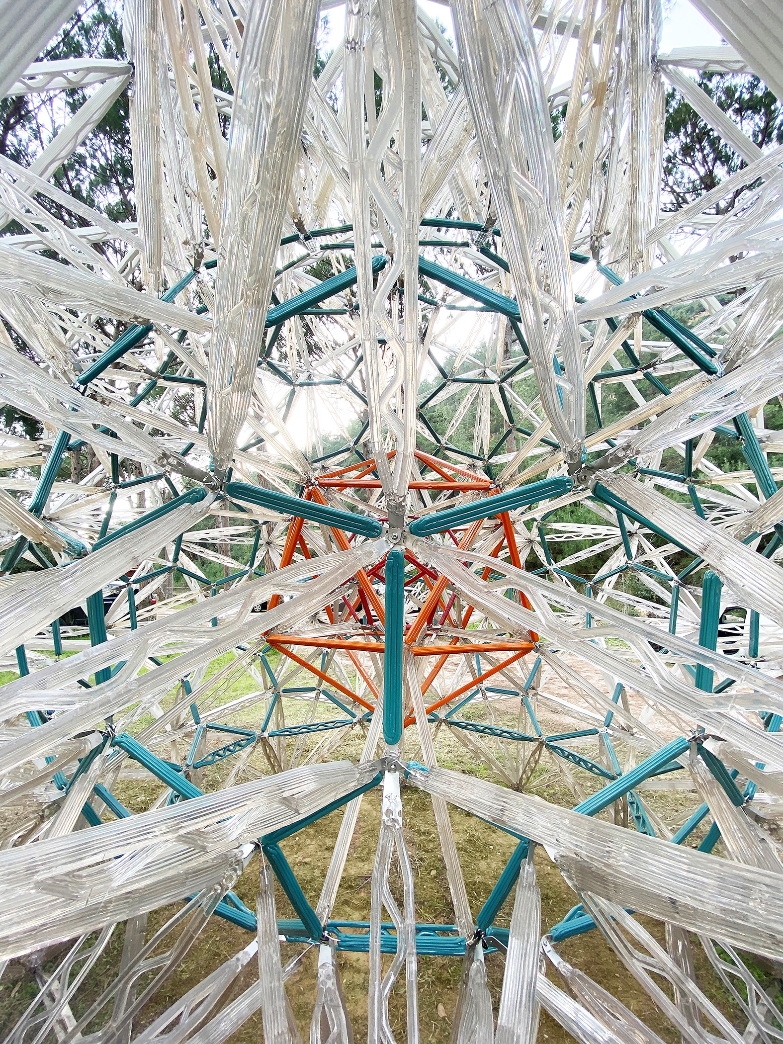 Platonic Volumes and Cosmologies